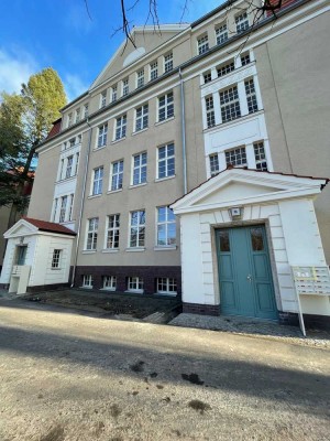 Wohnen im Denkmal - einladende 3-Raum-Wohnung im historischen Quartier