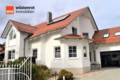 Großzügiges Einfamilienhaus in ruhiger Wohnlage von Brunn/Laaber – ideal auch für zwei Generationen