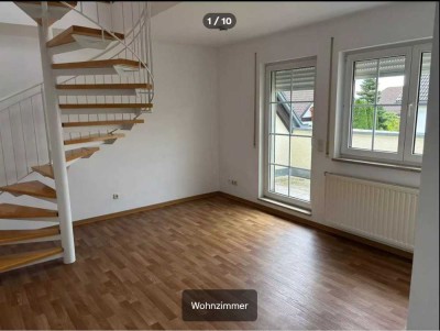 Helle 2-Zimmer Maisonette-Wohnung mit Balkon in Plauen-Neundorf