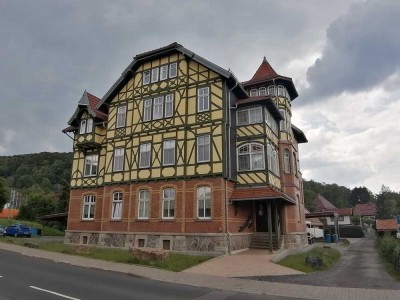 Schöne und gepflegte 2-Raum-Wohnung mit Balkon in Hildburghausen