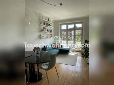 Tauschwohnung: Helle und Charmante Altbauwohnung mit 2 Balkonen