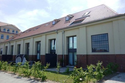 BEZUGSFREI! "Am Funkerberg" - Quadrillenhalle: Stilvolle 2-Zimmer-Wohnung mit Gartenterrasse