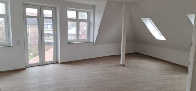 Traumhaft schöne und gemütliche Maisonette WHG (Penthouse)