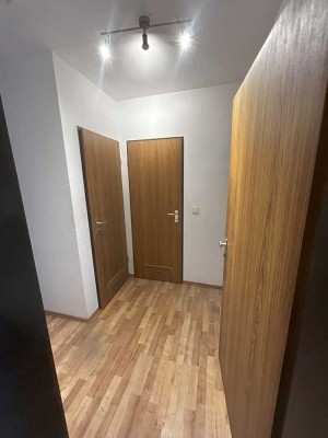Gemütliche 2-Zimmer-Wohnung - ideal für Singles oder Paare in Neuss-Hoisten
