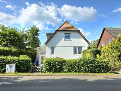 *Lilienthal-Zentrum***gepflegtes EFH mit 3 Garagen