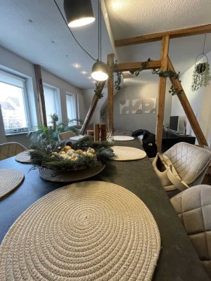 Modernisierte 3,5-Raum-Wohnung mit Balkon und Einbauküche in Pforzheim