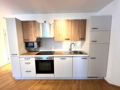 **1 Monat mietfrei** Exklusive vollmöblierte 3-Zimmer Wohnung mit Balkon im 1.OG!