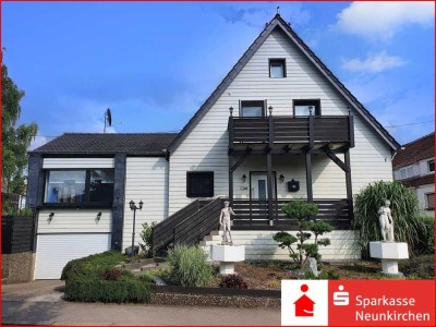 Einseitig angebautes Einfamilienhaus