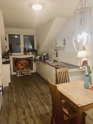 Wohnungstausch: Stilvolle 3-Zimmer Dachgeschosswohnung in Norderstedt – Ideal für Familien