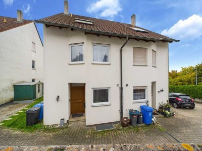 DHH, 5-6 Zimmer, Tageslicht-Bad, Terrasse, Balkon, Garten, Garage, Stellplatz, sep. Gäste WC