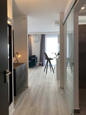 Inklusivmiete, Luxuriös möbliert & bestückt, Uni-nah, Balkon / Flat-rate, near university, balcony