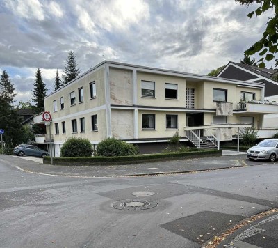 Willkommen in Ihrem neuen Zuhause - frisch renoviert und nur wenige Schritte vom Rhein entfernt