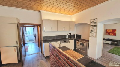 Top Grundstück mit Nebengebäuden, Garagen und Abbruchhaus