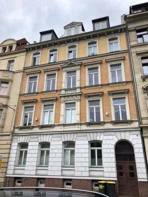 Grosszügige 3,5 Zimmer Wohnung mit EBK im Musikerviertel zu vermieten