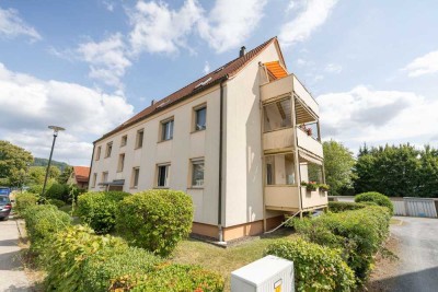 Schöne 3 Zimmer- Eigentumswohnung mit Balkon und Garage in beliebter Lage von Sonneberg!