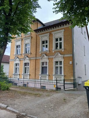 Exklusive, gepflegte 2-Raum-Souterrain-Wohnung in Rüdersdorf bei Berlin