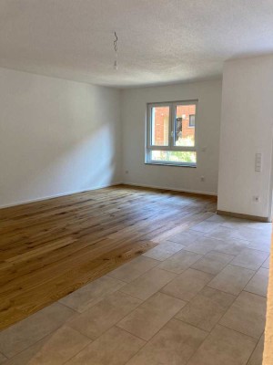 Wunderschöne 2-Zimmer Wohnung, ruhig und zentral, Neubau