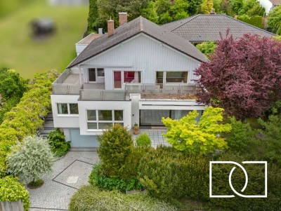 Panoramablick! Hochwertige Villa in Highlightlage mit Gewerbemöglichkeit