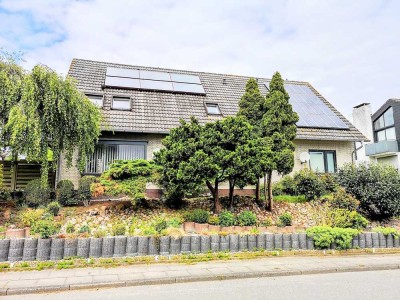 Einfamilienhaus mit Einliegerwohnung und 2 Ferienwohnungen