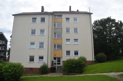 "Ruhige Lage" 3-Zimmerwohnung mit Balkon und Garage