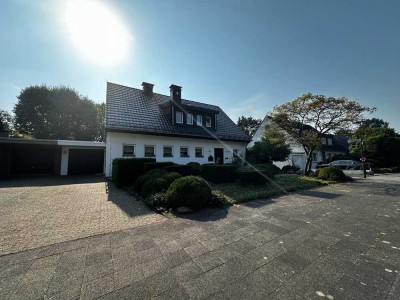 Villa mit parkähnlichem Garten in Toplage