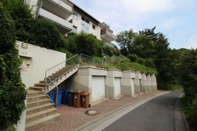Gepflegte 3-Zimmer-Wohnung mit Balkon und Einbauküche in Eppstein