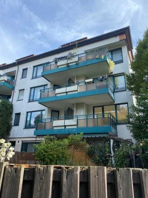 Helle 3-Raum-Wohnung in SW-Ausrichtung, Balkon / Bad mit Fenster