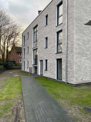 Moderne 2­-Zimmer Wohnung mit Terrasse in ruhige Lage zu vermieten