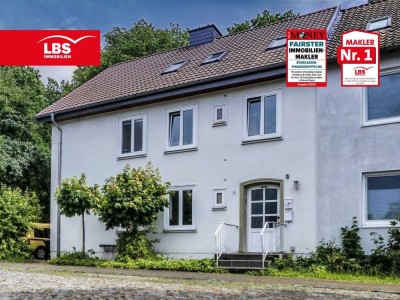 Kernsaniertes Mehrgenerationenhaus in attraktiver Lage in Dodesheide
