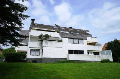 Elegante Maisonette mit Garage und Naturblick vom Balkon in Lev.-Bergisch Neukirchen!