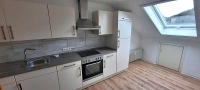 Moderne 2 Zimmer DG in schöner Lage, ebm-pabst (Mulfingen 5 km), Würth + Ziehl-Abegg (KÜN ca. 12 km)