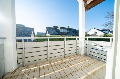 Gelegenheit - 1,5 Zimmer-Dachgeschosswohnung mit sonnigem Balkon und Außenstellplatz!