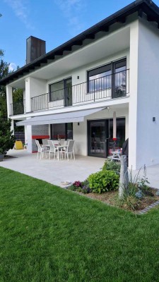 Elegante Villa mit Südwestgarten in exklusiver Lage Pullach – befristete Vermietung (3 Jahre)