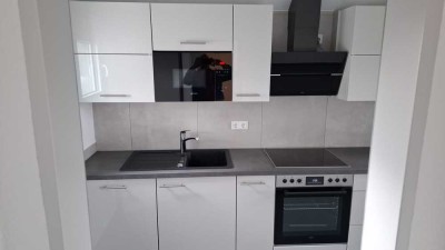 Sofort beziehbare, komplett sanierte (2025), helle, freundliche u. moderne 70 qm Wohnung