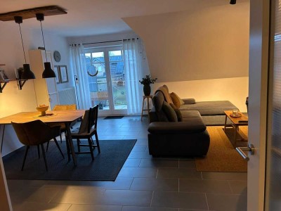 Helle 2-Zimmer-Wohnung mit Balkon und Einbauküche in Heek-Nienborg