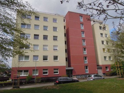 Optimal gelegen zwischen Hannover und Hildesheim! Großzügiges Appartement mit Balkon in Sarstedt!