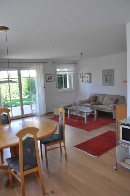 Stilvolle, gepflegte 3-Zimmer-Erdgeschosswohnung mit Einbauküche in Bad Aibling