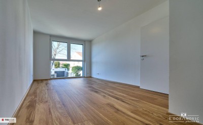 NEU! ++ 5 ZIMMER / KELLER / GARTEN / 3 TERRASEN / 1 PKW-STELLPLATZ ++ SCHLÜSSELFERTIG ++ NÄHE BADESEE SÜSSENBRUNN ++ 1220 WIEN ++