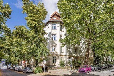 Erstbezug nach Sanierung: attraktive 5-Zimmer-Altbau-Wohnung befristet für ca. 2 Jahre