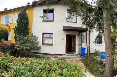 Geschmackvolles WG-Zimmer in schönem Haus in Germering