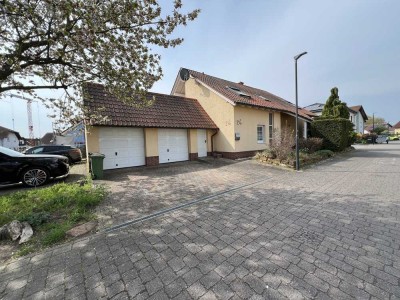 Hochwertiges Einfamilienhaus mit Garten, Doppelgarage und PV-Anlage - Provisionsfrei