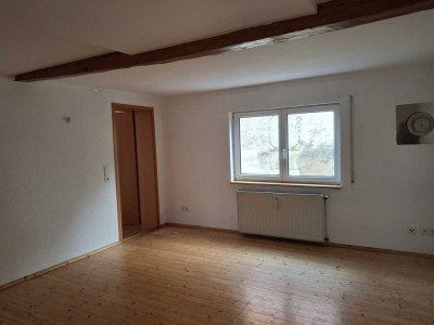 Modautal-Ernsthofen, Wohnung in einem 2-Familienhaus, sofort frei