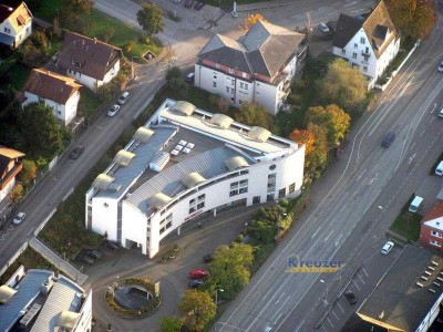 Stadtnah * Gut vermietet * Für Kapitalanleger - 1 Zimmerwohnung mit Lift und Kellerabteil !