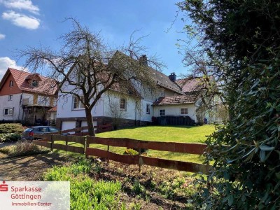 Doppelhaushälfte mit Ausbau-Potential im Landkreis Friedland