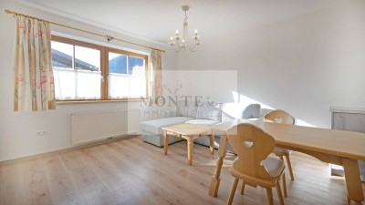 Gepflegte Landhauswohnung mit großzügigen Balkonflächen in Kitzbühel- möbliert