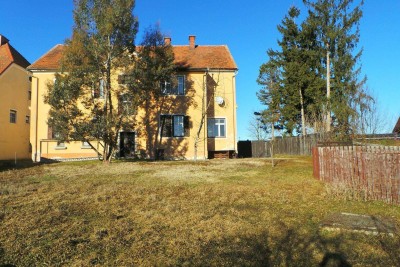 Charmante 6ZI im Altbau, GARTEN 500m² PP nahe Ortszentrum, Bahnhof