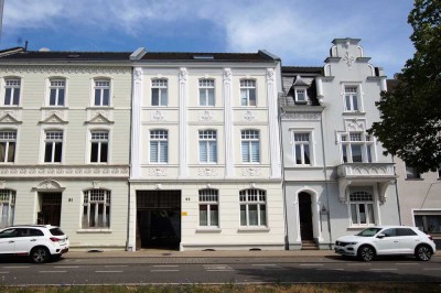 Frisch renoviertes Apartment in einem wunderschönen und zentral gelegenen historischen Objekt
