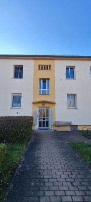 Böhlen - hübsche 2-Raum-Wohnung- frisch saniert