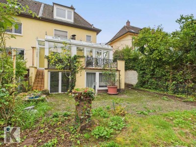 Gemütliche Doppelhaushälfte mit Wintergarten in grüner Nachbarumgebung!