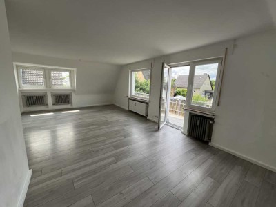 Euskirchen-Südstadt: ruhig gelegene 2-Zimmer Dachgeschosswohnung mit großem Balkon